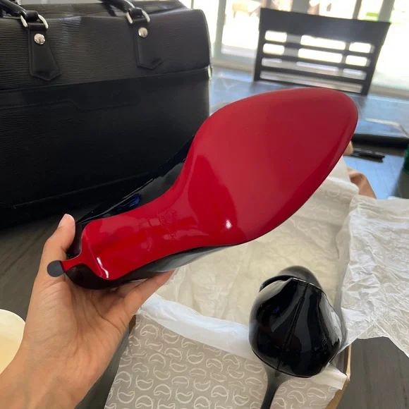 Christian Louboutin Dolly Pump - Picture 12 of 13